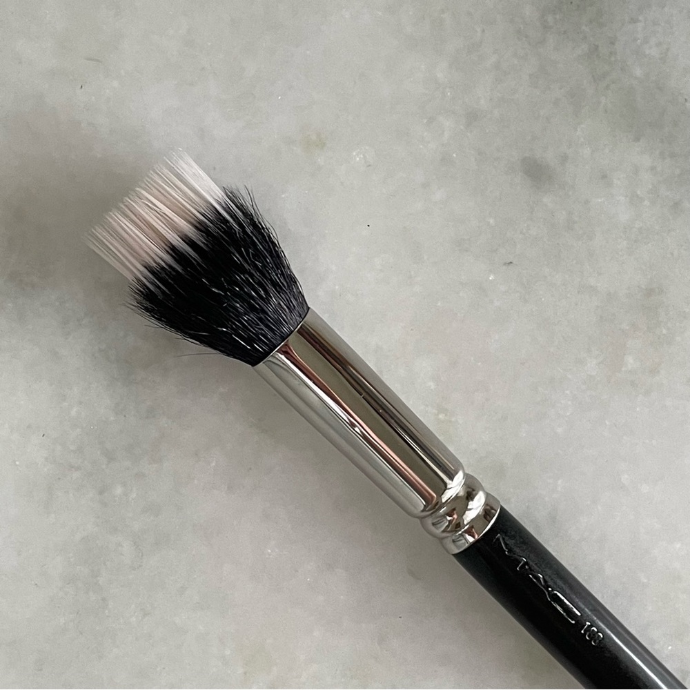 MAC Cosmetics Cream Blush Brush